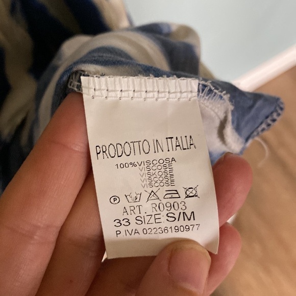 Italian viscous blouse. Satin pop over, tie dye chevron loose fit Sz S/M - Picture 9 of 9